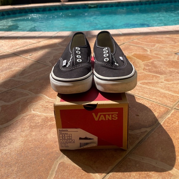 Vans Old Skool Classic - Picture 3 of 3
